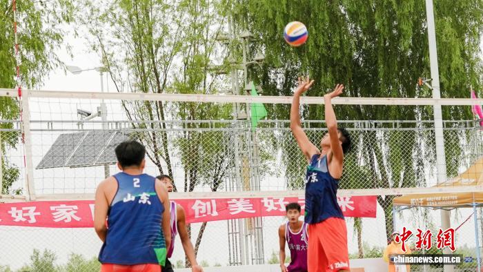 2025全国沙滩排球巡回赛在吴忠开赛 79支队伍角逐