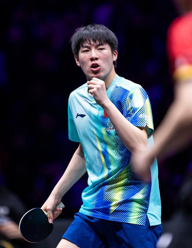 王楚钦爆冷负松岛辉空 国乒男队陷困境