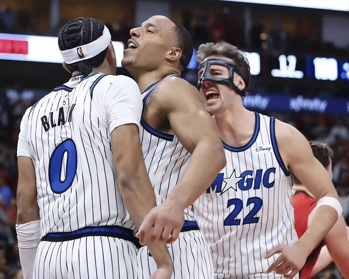 班切罗惨败魔术陷泥潭 选秀高光成泡影